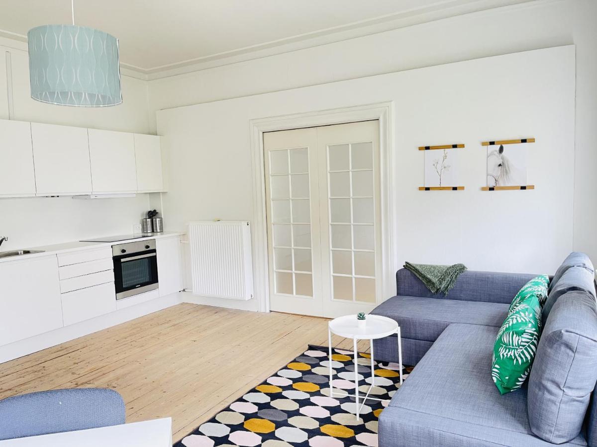 Aday - City Central Mansion - 1 Bedroom Apartment With Garden Άλμποργκ Εξωτερικό φωτογραφία